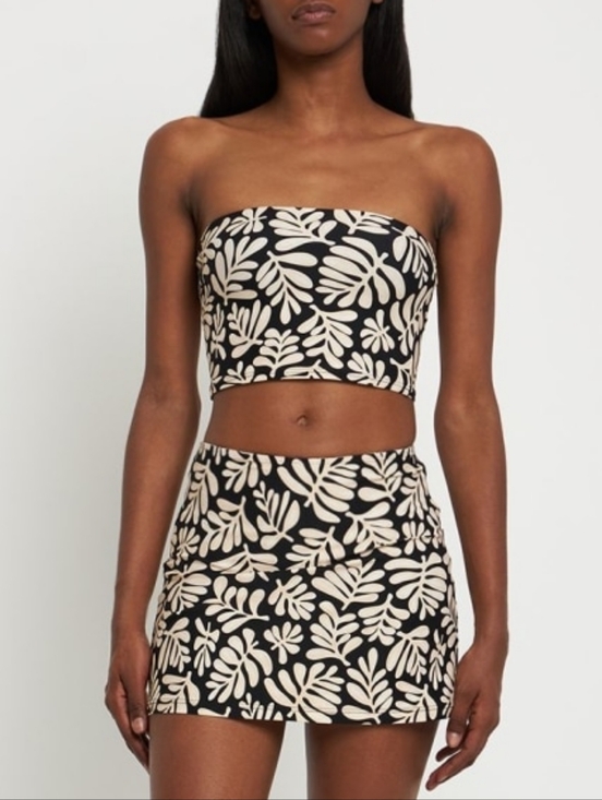 WeWoreWhat Tops - WeWoreWhat Black White Floral Safari Leaves Cropped Strapless Tube Top Small NWT